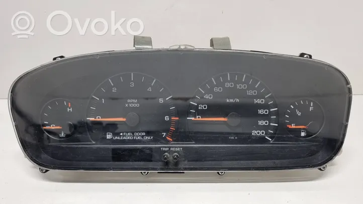 Chrysler Voyager Tachimetro (quadro strumenti) P04685509