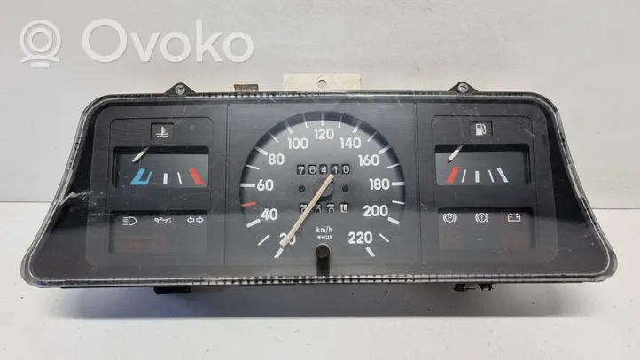 Chevrolet Kadett Speedometer (instrument cluster) 93154237