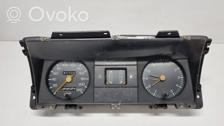 Ford Orion Compteur de vitesse tableau de bord 81AB10841BB