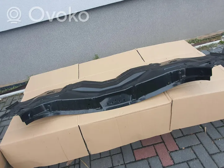 Toyota Verso-S Elementy tylnej części nadwozia 58308-52020