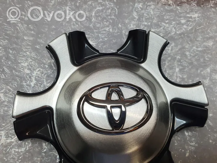 Toyota Hilux (AN10, AN20, AN30) Dekielki / Kapsle oryginalne 