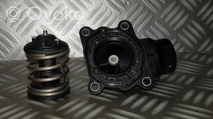 BMW X5 E70 Obudowa termostatu 7805192