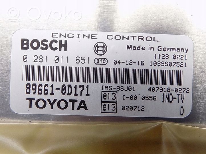 Toyota Yaris Verso Variklio valdymo blokas 896610D171