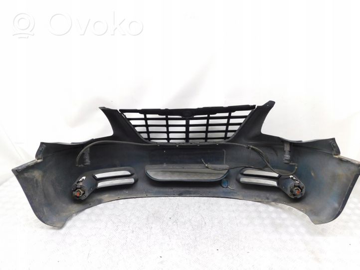 Chrysler Voyager Front bumper 