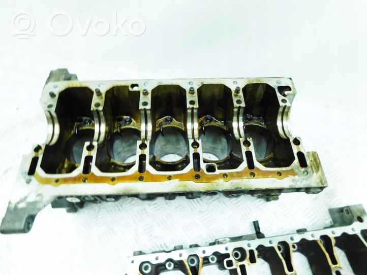 Volvo XC90 Moottorin lohko B5254T2