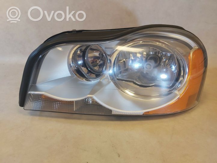 Volvo XC90 Lampa przednia 89008786