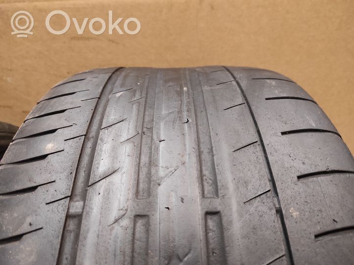 BMW 5 E39 R18 summer tire 