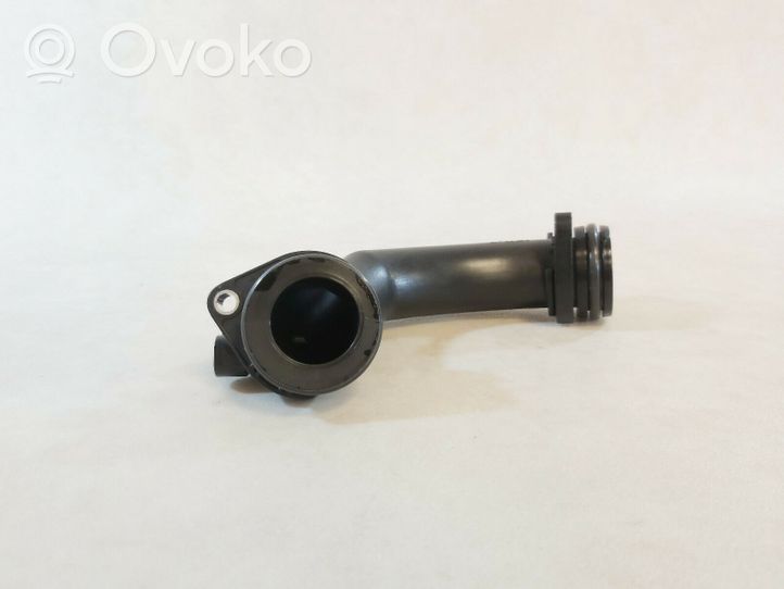 BMW 5 G30 G31 Variklio aušinimo vamzdelis (-ai)/ žarna (-os) 11658587519