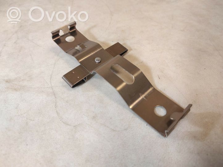 Mercedes-Benz GL X166 Supporto di montaggio della molla elicoidale A0014210991