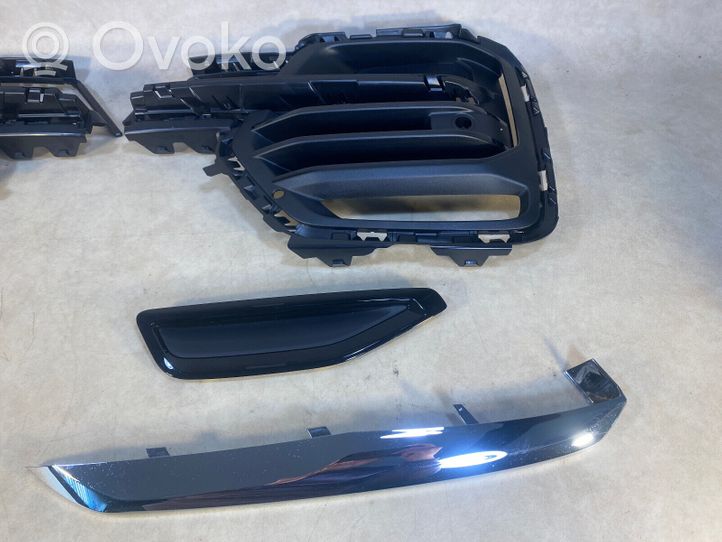 BMW X5 G05 Grotelės priekinės 51117449679