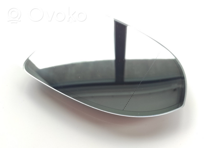 Volkswagen Golf VII Wing mirror glass 3G0.857.521.A