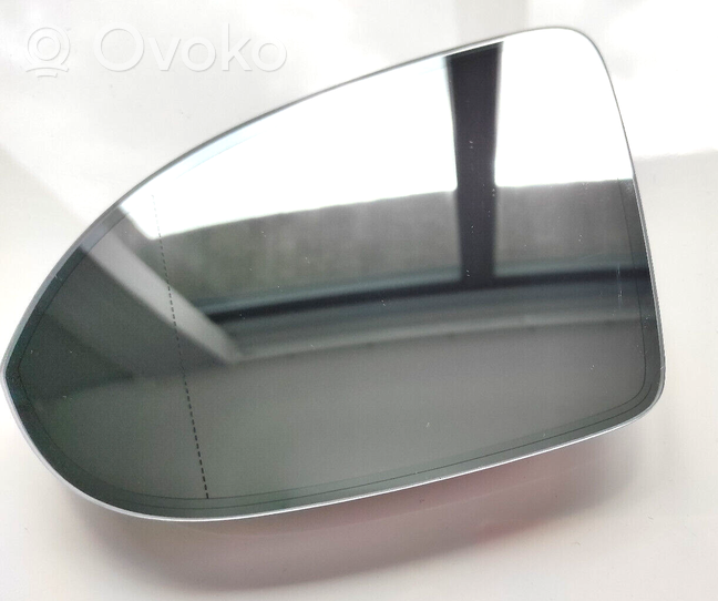 Volkswagen PASSAT B8 Wing mirror glass 3G0.857.521.A