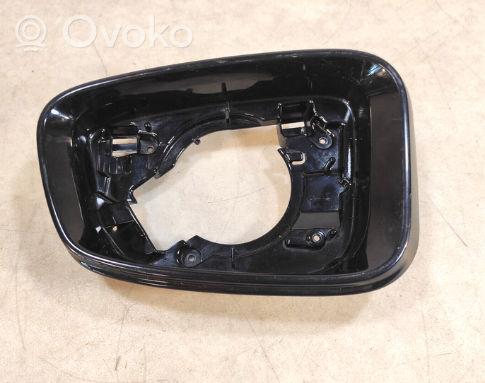 BMW 5 G30 G31 Veidrodėlio plastikinė apdaila 51167418813