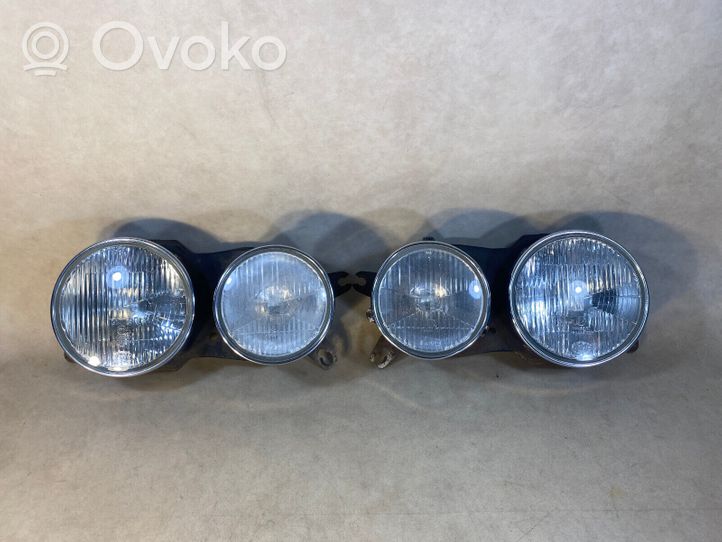 BMW 7 E23 Lot de 2 lampes frontales / phare 63121371078