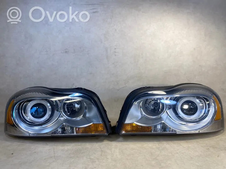 Volvo XC90 Lot de 2 lampes frontales / phare 31111845