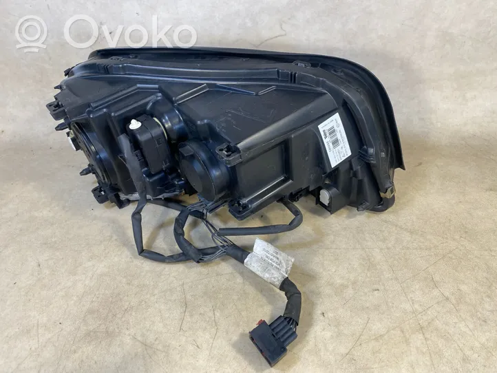 Volvo XC90 Lampy przednie / Komplet 31111845