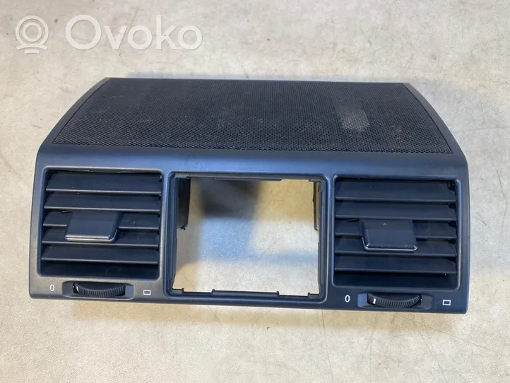 Mercedes-Benz G W461 463 Centrinės oro grotelės A4636807508