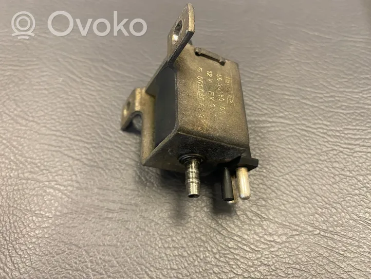 Mercedes-Benz G W461 463 Solenoīda vārsts A0015408697