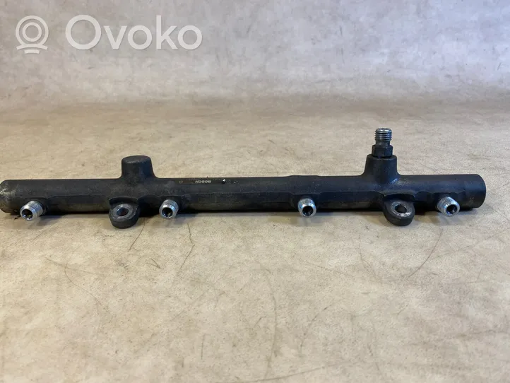 Mercedes-Benz G W461 463 Kraftstoffverteiler Einspritzleiste A6280700095