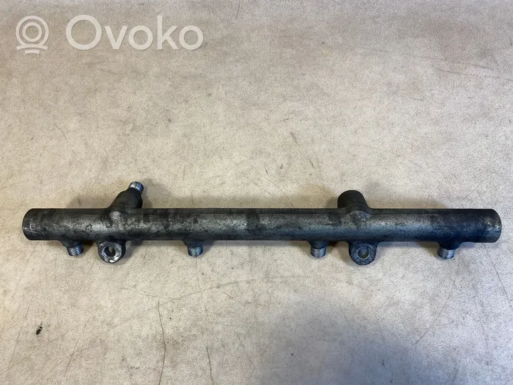 Mercedes-Benz G W461 463 Kraftstoffverteiler Einspritzleiste A6280700095