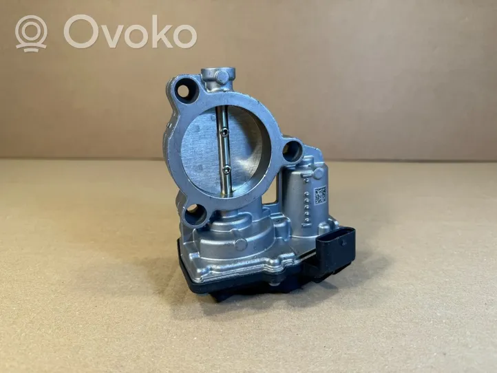 BMW 4 F36 Gran coupe Throttle valve 13547618838