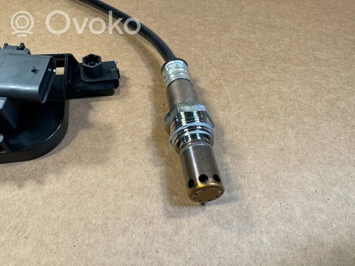 Volkswagen Touran III Lambda probe sensor 05L907807AC