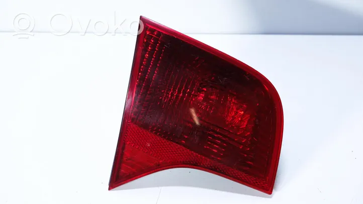 Audi A4 S4 B7 8E 8H Luci posteriori del portellone del bagagliaio 96503801