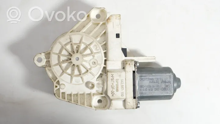 Audi A4 S4 B8 8K Takaoven ikkunan nostomoottori 8K0959811A