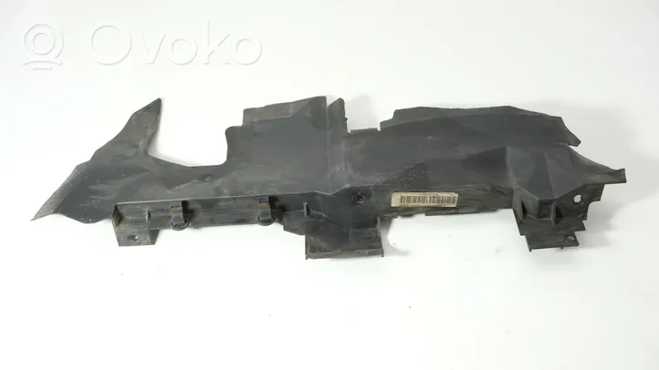 Audi Q7 4L Radiatoriaus oro nukreipėjas (-ai) 4L0121283A