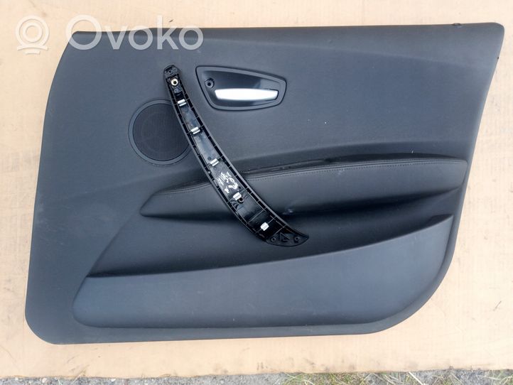 BMW 1 E81 E87 Rivestimento del pannello della portiera anteriore 7133298