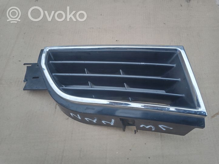 Mitsubishi Carisma Grille de calandre avant MR361222