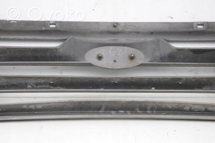 Ford Aerostar Grille de calandre avant 