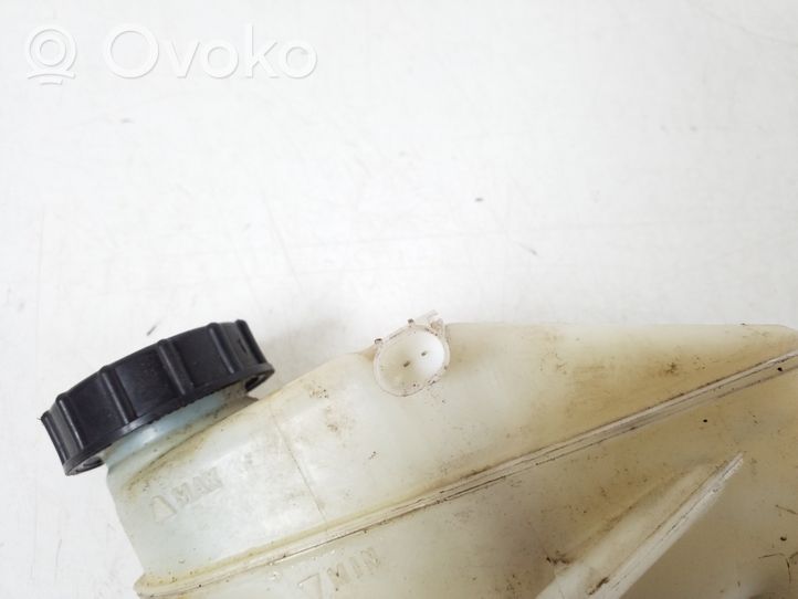 Toyota Yaris Główny cylinder hamulca 47201-09161