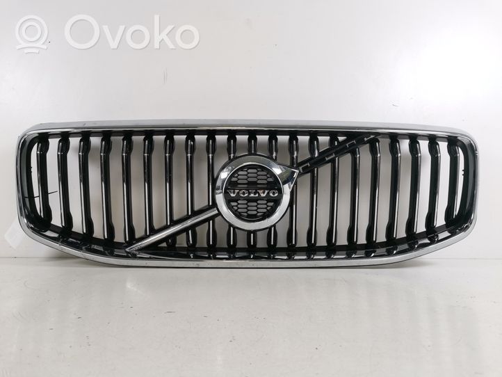 Volvo XC60 Grotelės priekinės 31425535