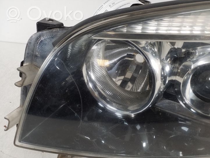 Toyota RAV 4 (XA30) Lampa przednia 