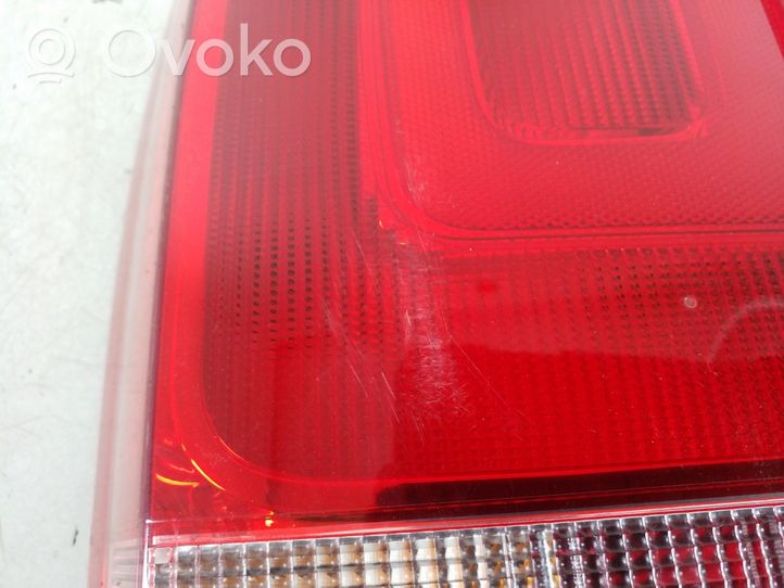 Volkswagen Amarok Rear/tail lights 2H1945095G