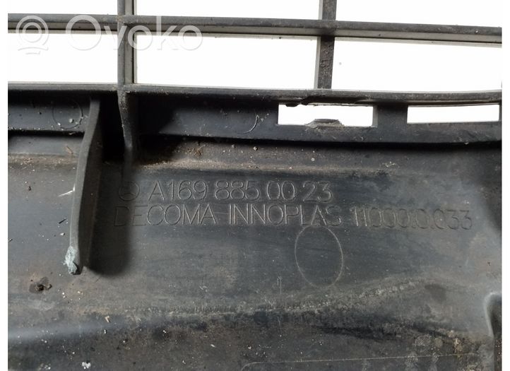 Mercedes-Benz A W169 Grille inférieure de pare-chocs avant A1698850023