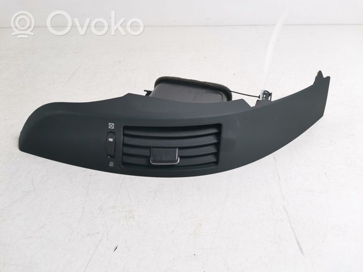 Toyota Corolla Verso AR10 Copertura griglia di ventilazione laterale cruscotto 55680-64020