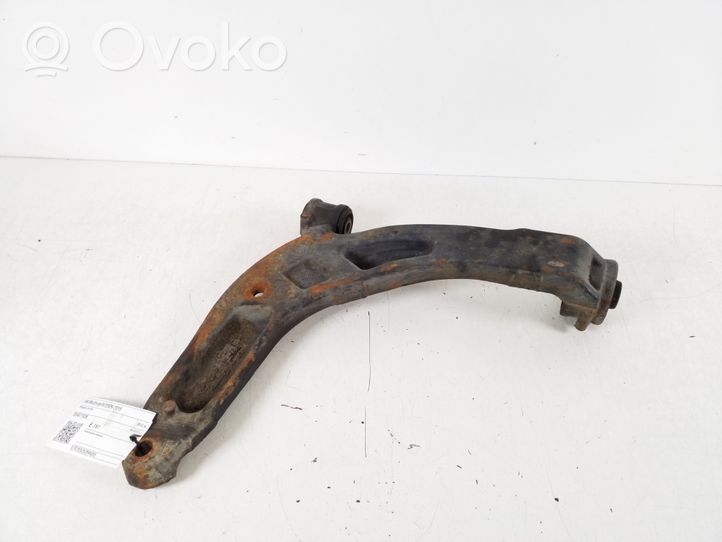 Volkswagen Multivan T5 Braccio di controllo sospensione anteriore inferiore/braccio oscillante 7E0407152B