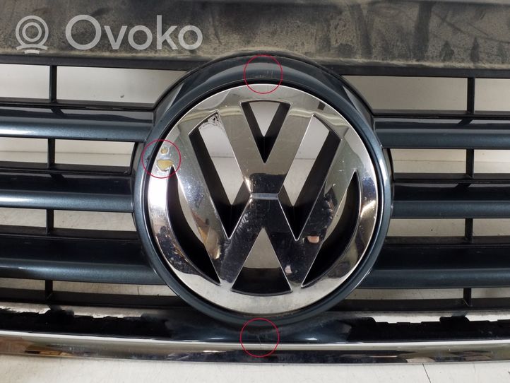 Volkswagen Transporter - Caravelle T5 Grille de calandre avant 7H58071018