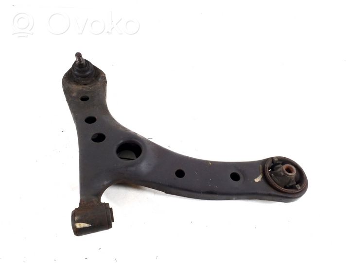 Toyota Avensis Verso Front lower control arm/wishbone 48068-49045