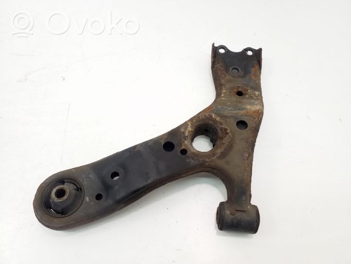 Toyota Verso Dolny wahacz przedni 480680F030