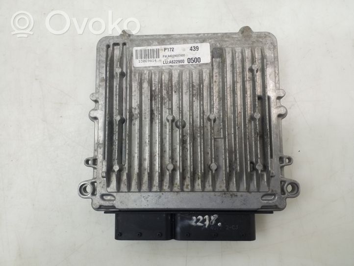 Mercedes-Benz Vito Viano W447 Variklio valdymo blokas A6229000500