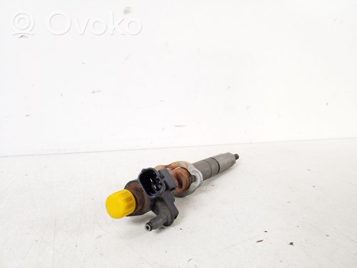 Volvo V60 Injecteur de carburant 31303238