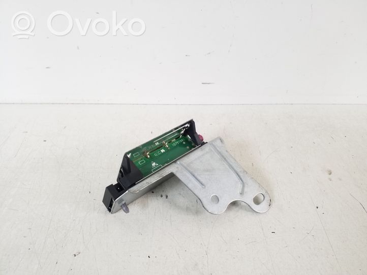 Mercedes-Benz GLS X166 Antena (GPS antena) A1569050902