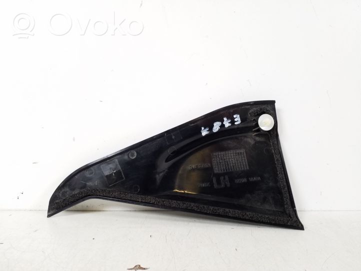 Nissan Juke I F15 Rivestimento della portiera posteriore 822931KA0A