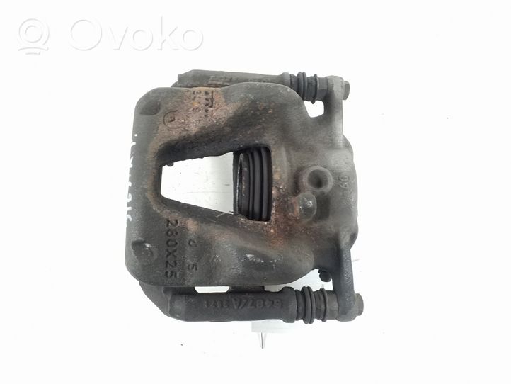 Mercedes-Benz B W246 W242 Bremssattel vorne A0004216381