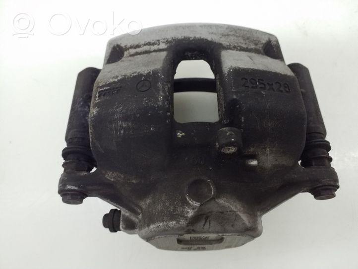 Mercedes-Benz E W212 Pinza del freno anteriore A2044212481