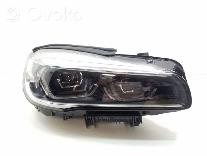 BMW 2 F46 Lampa przednia 