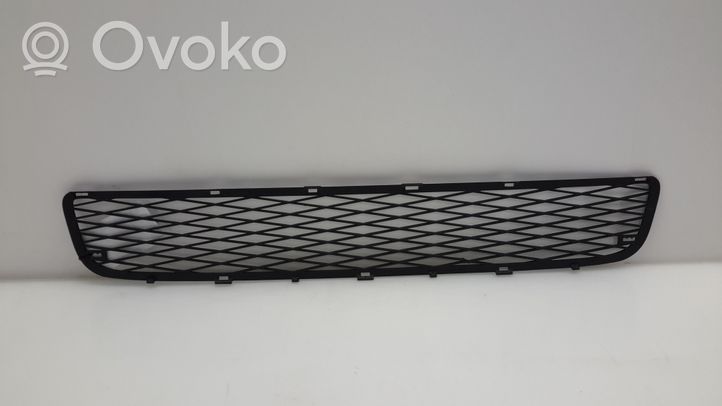 Toyota Yaris Front bumper lower grill 5311252160